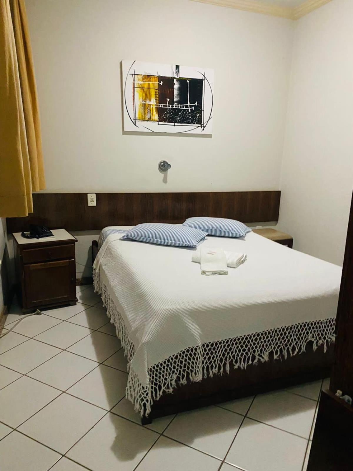 Hotel Dona Josa Carmo do Cajuru Eksteriør bilde
